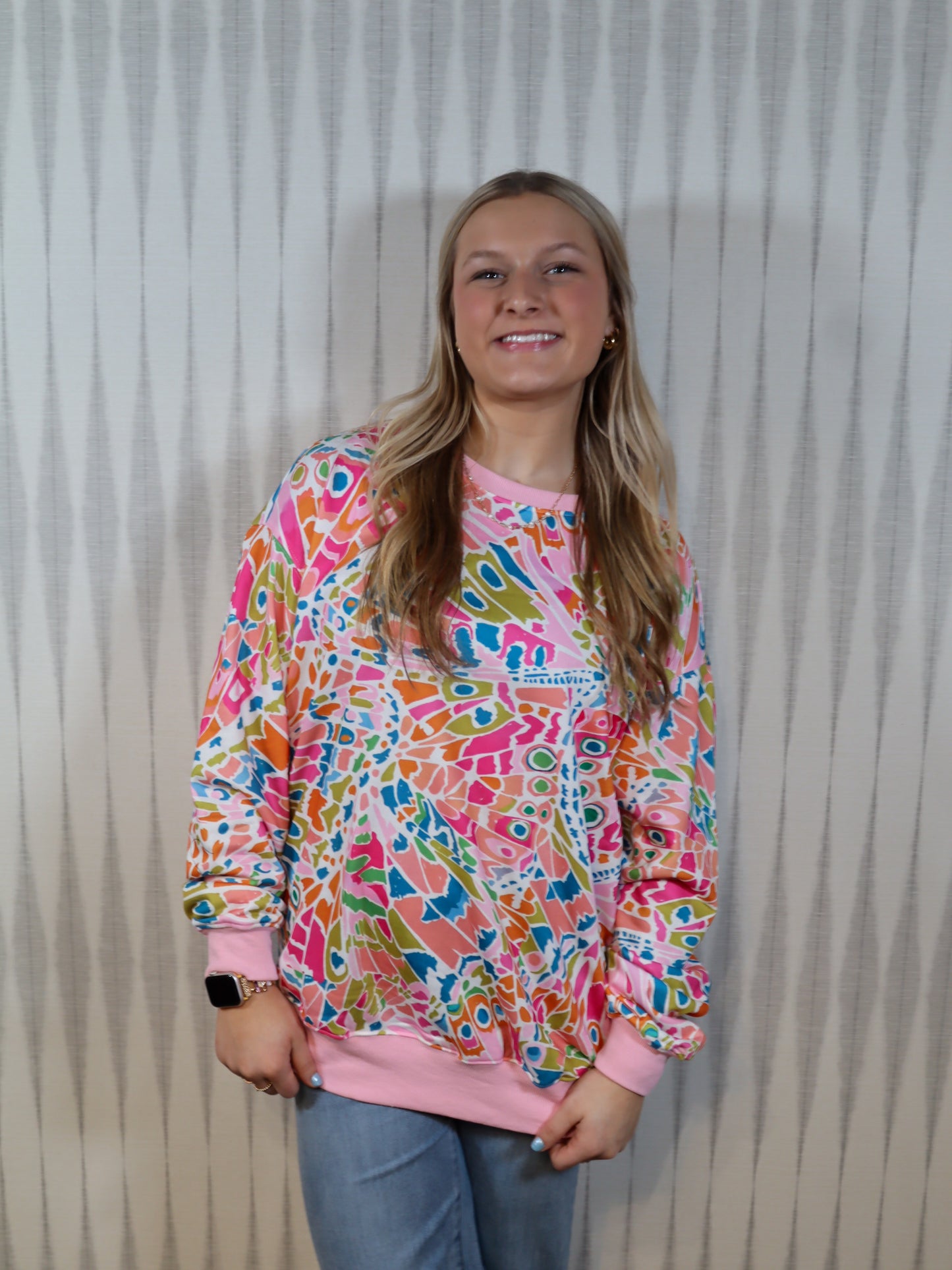 Dazzling Abstract Long Sleeve