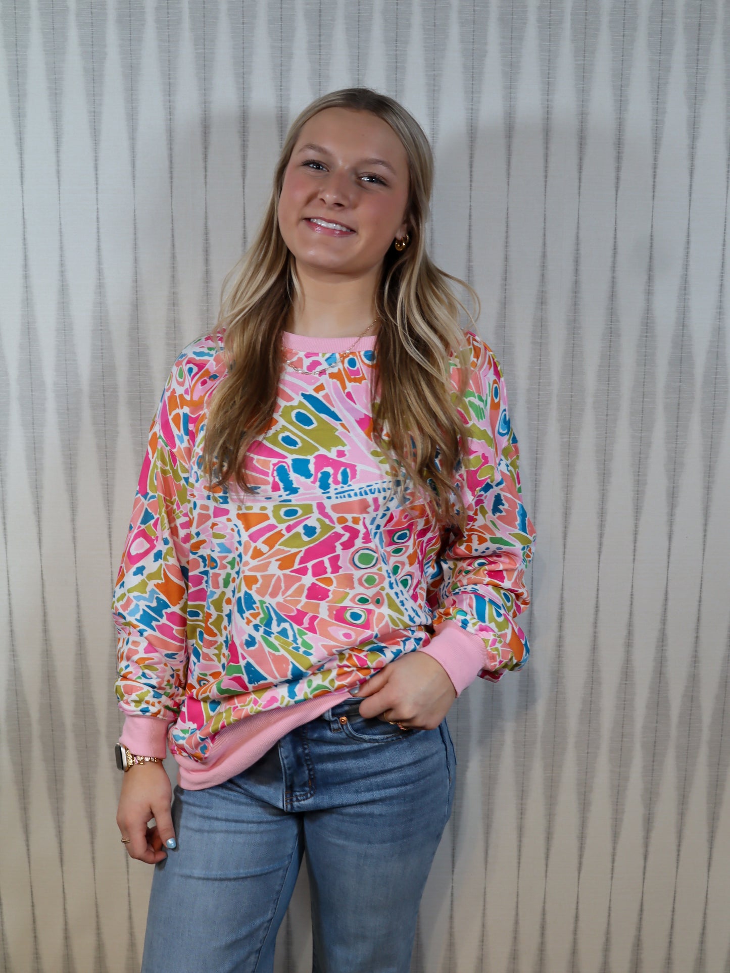 Dazzling Abstract Long Sleeve